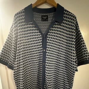 Abercrombie & Fitch Men's Cardigan in Navy and White